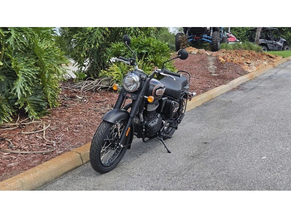 2027 Royal Enfield Bullet 350 Black Gold