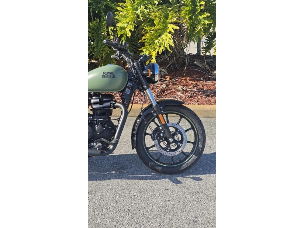 2024 Royal Enfield Meteor 350 Fireball Matte Green