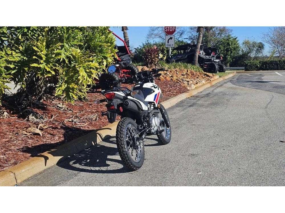 2026 Honda Xr150l