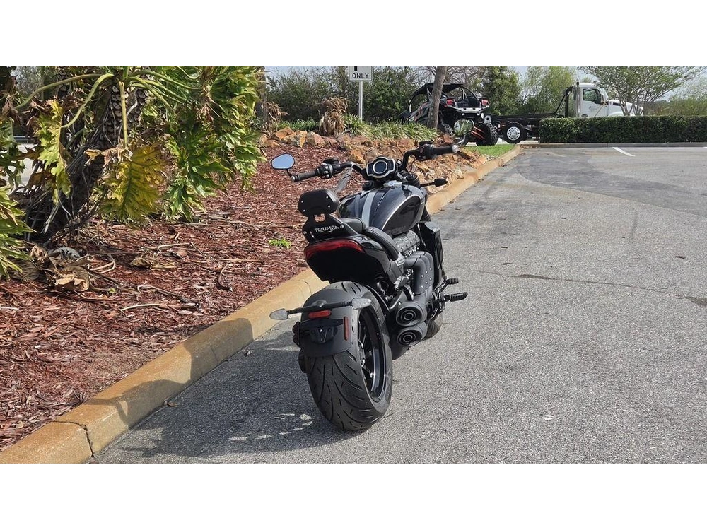 2026 Triumph Rocket 3 Storm Gt Granite/sapphire Black