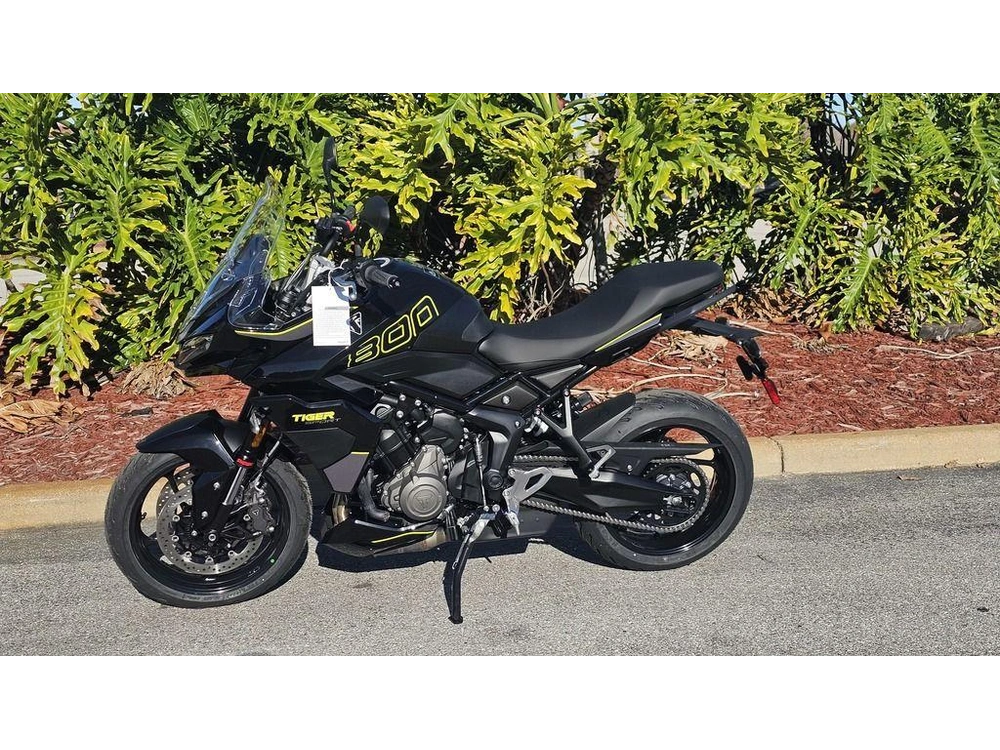 2026 Triumph Tiger Sport 800 Sapphire Black