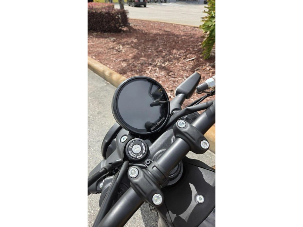 2026 Royal Enfield Guerrilla 450 Playa Black