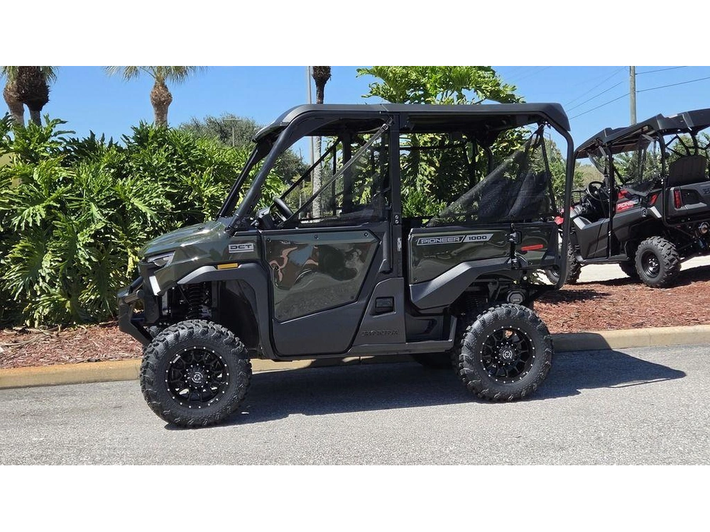 2026 Honda Pioneer 1000-5 Deluxe
