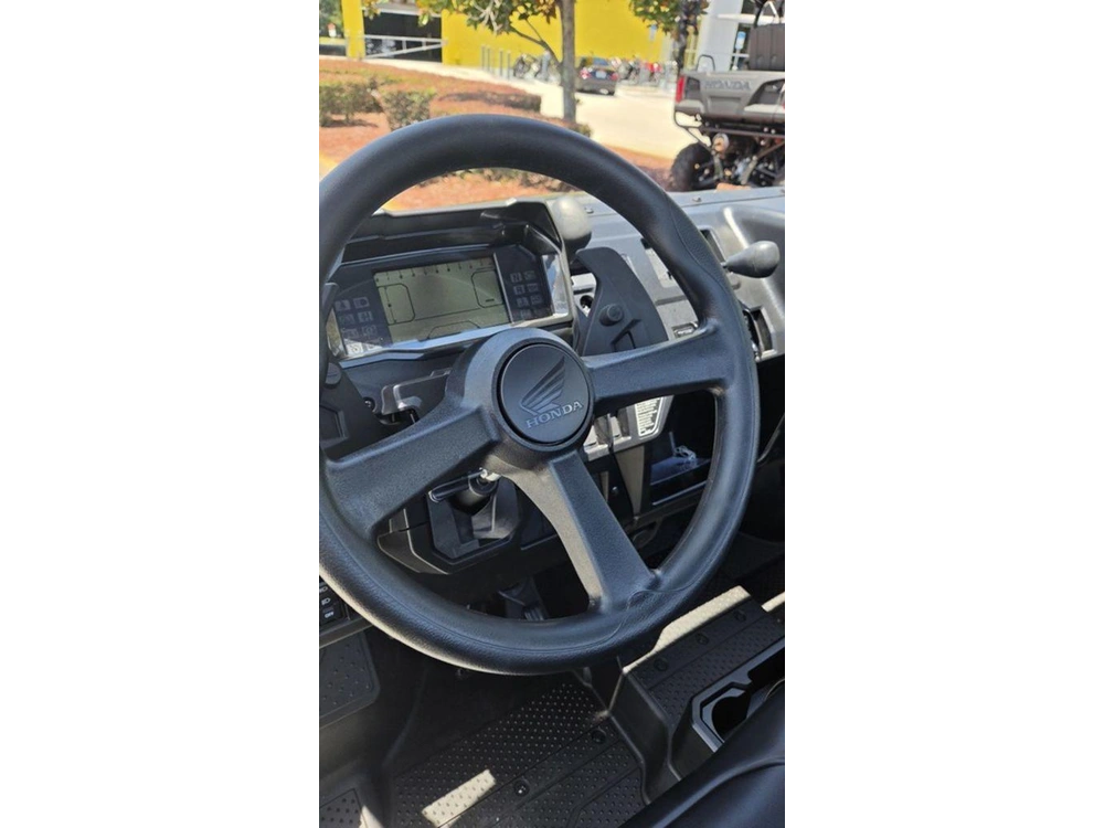 2026 Honda Pioneer 1000 Deluxe