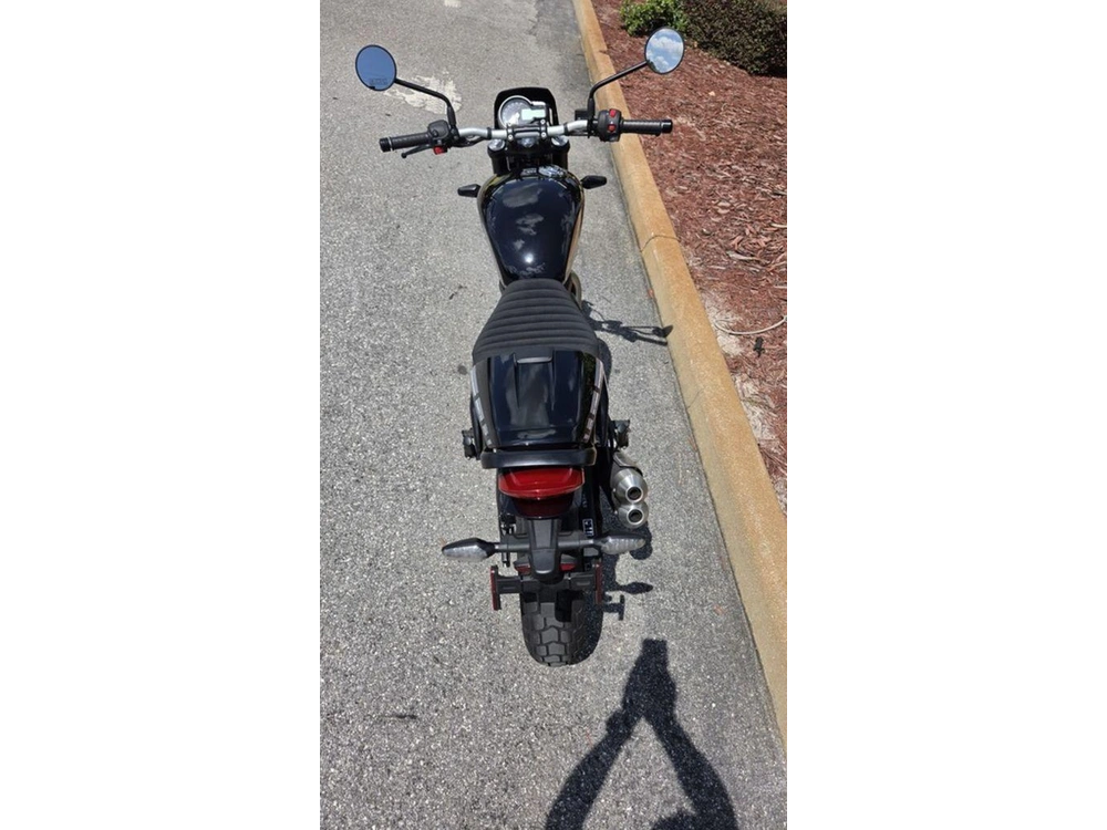 2026 Triumph Tracker 400 Phantom Black