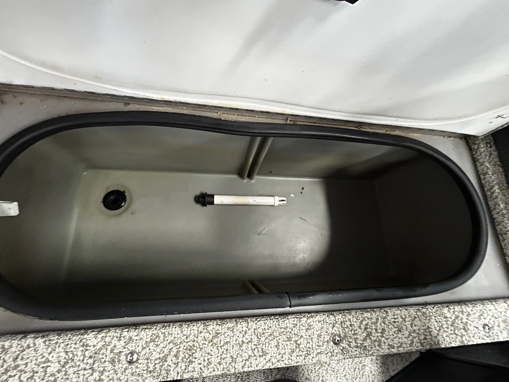 2012 Crestliner Wt1650