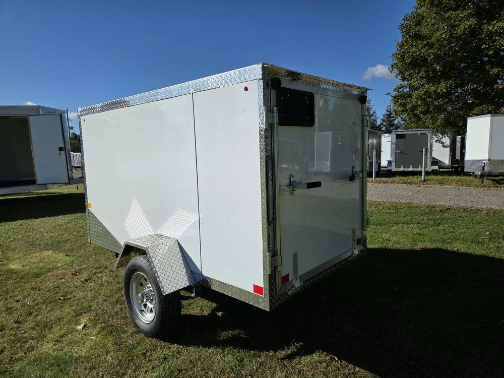 2027 Rhino Galvanized Enclosed 4' X 8' Ramp