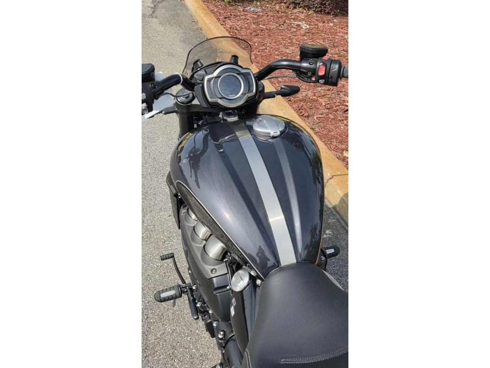 2026 Triumph Rocket 3 Storm Gt Granite/sapphire Black