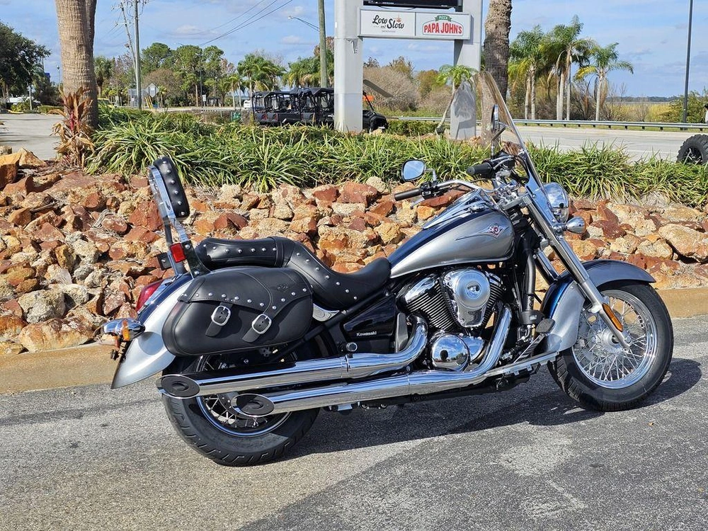 2026 Kawasaki Vulcan® 900 Classic Lt