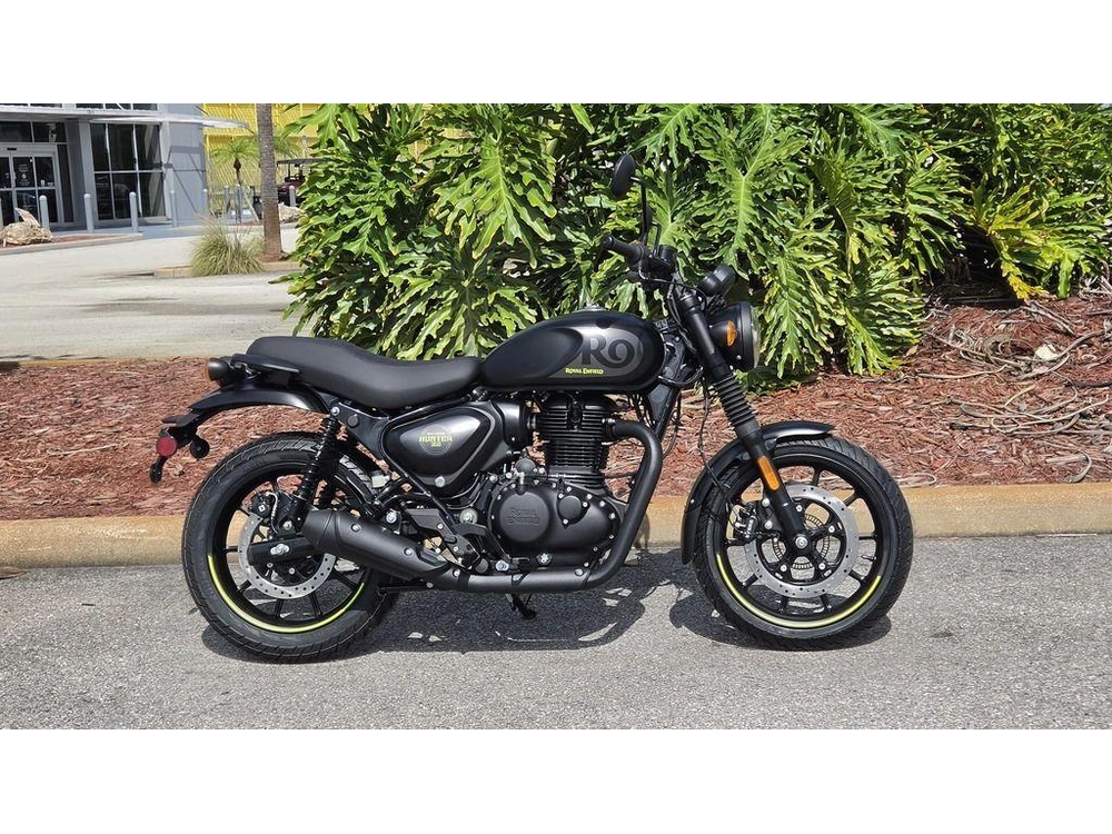 2027 Royal Enfield Hunter 350 Graphite Grey