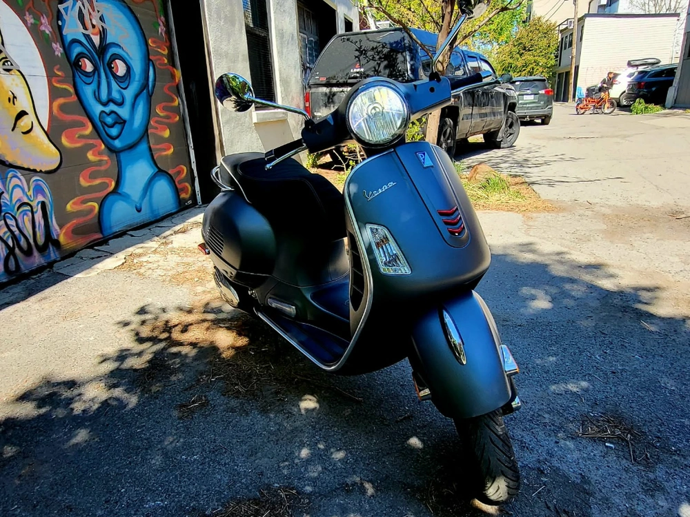 Vespa Gts 300 2022 alt