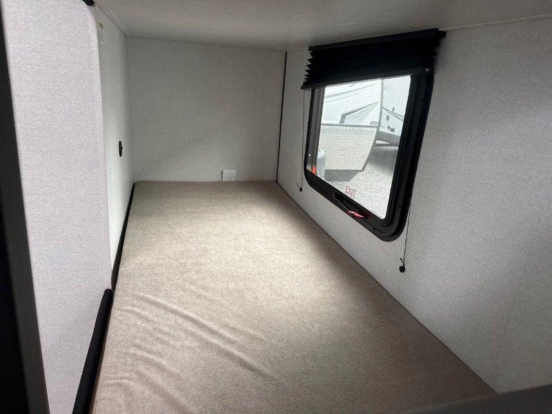 Jayco Jay Feather 17bhsl 2027