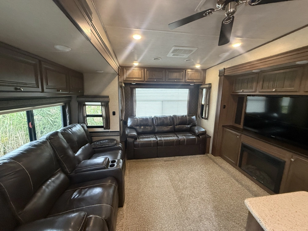 2017 Heartland Rv Elkridge 35tsrl