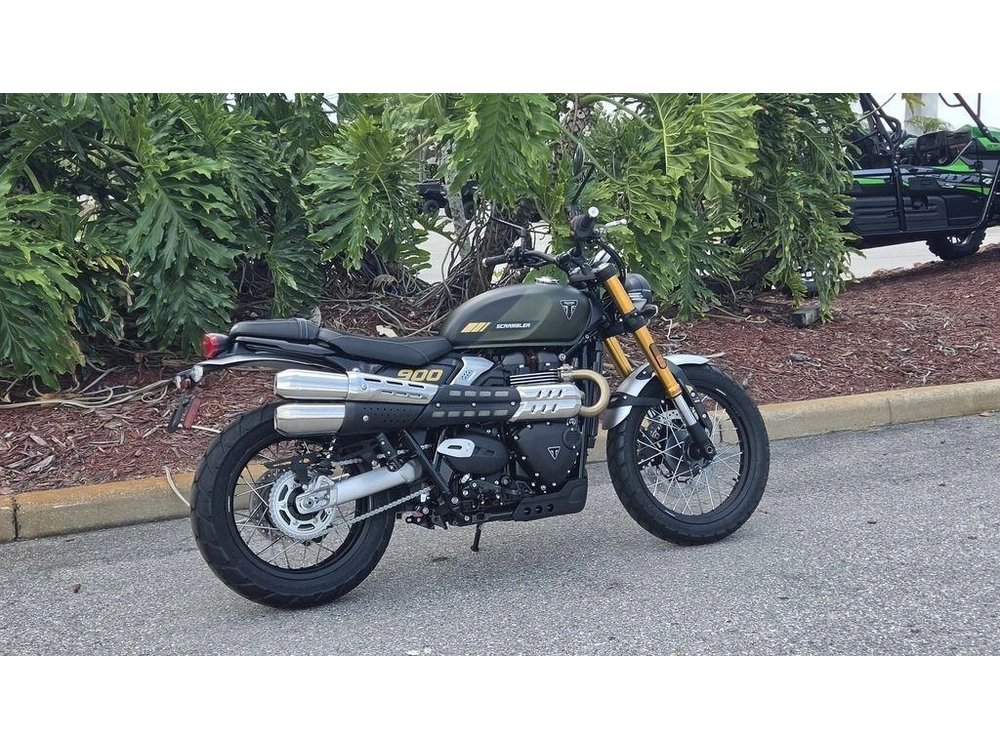 2026 Triumph Scrambler 900 Matt Khaki Green