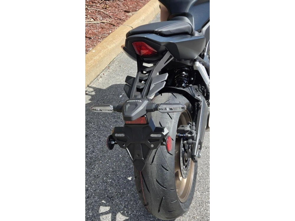 2026 Honda Cb650r E-clutch