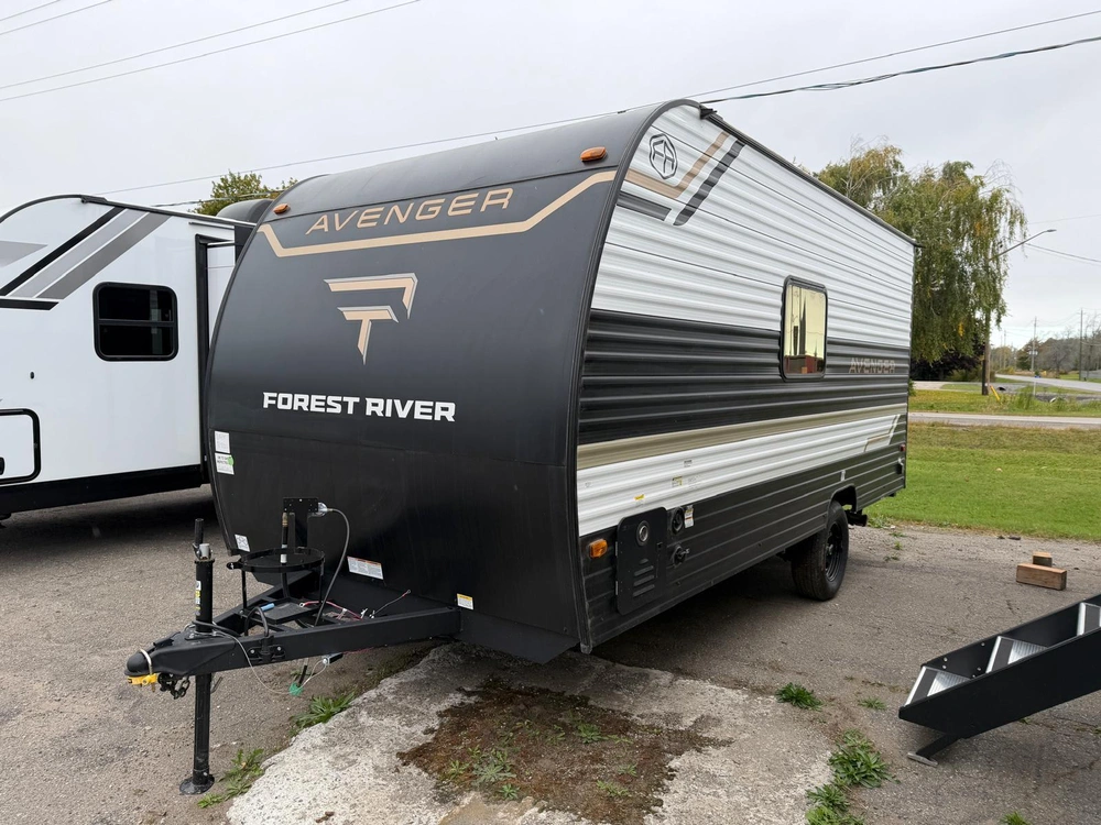 2026 Prime Time Avenger 16bhx alt