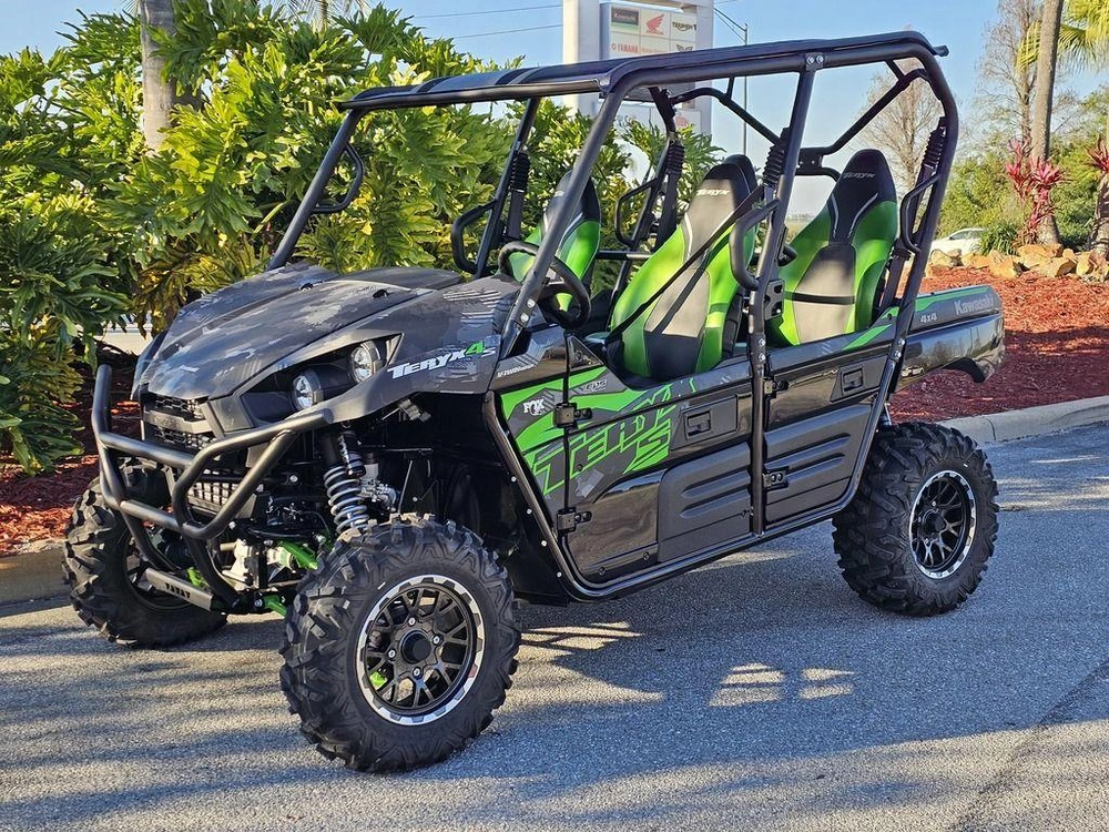 2025 Kawasaki Teryx4™ S Le Cypher Camo Gray