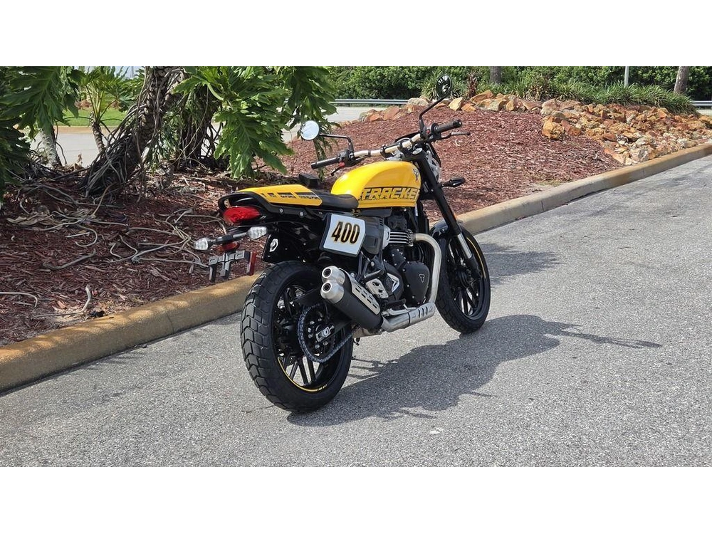 2026 Triumph Tracker 400 Racing Yellow