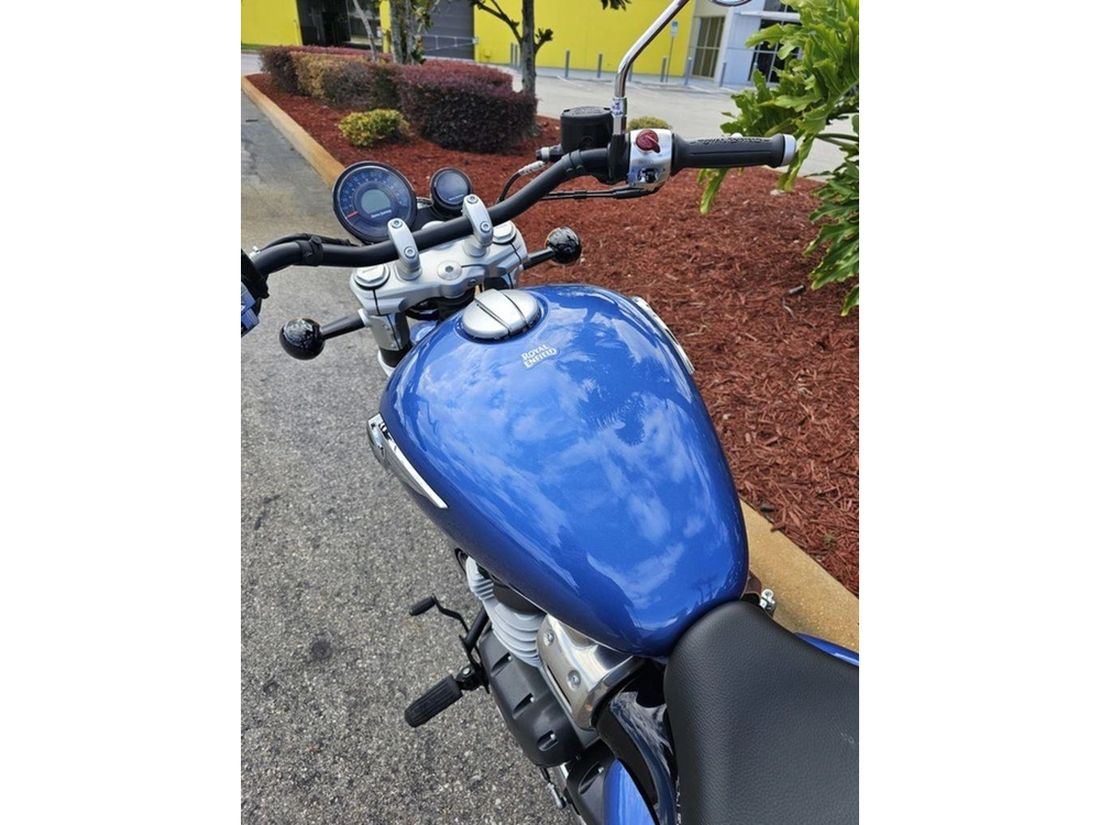 2024 Royal Enfield Super Meteor 650 Astral Blue