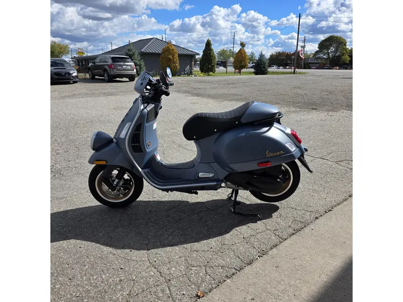 Vespa GTV Officina 8 310 2027