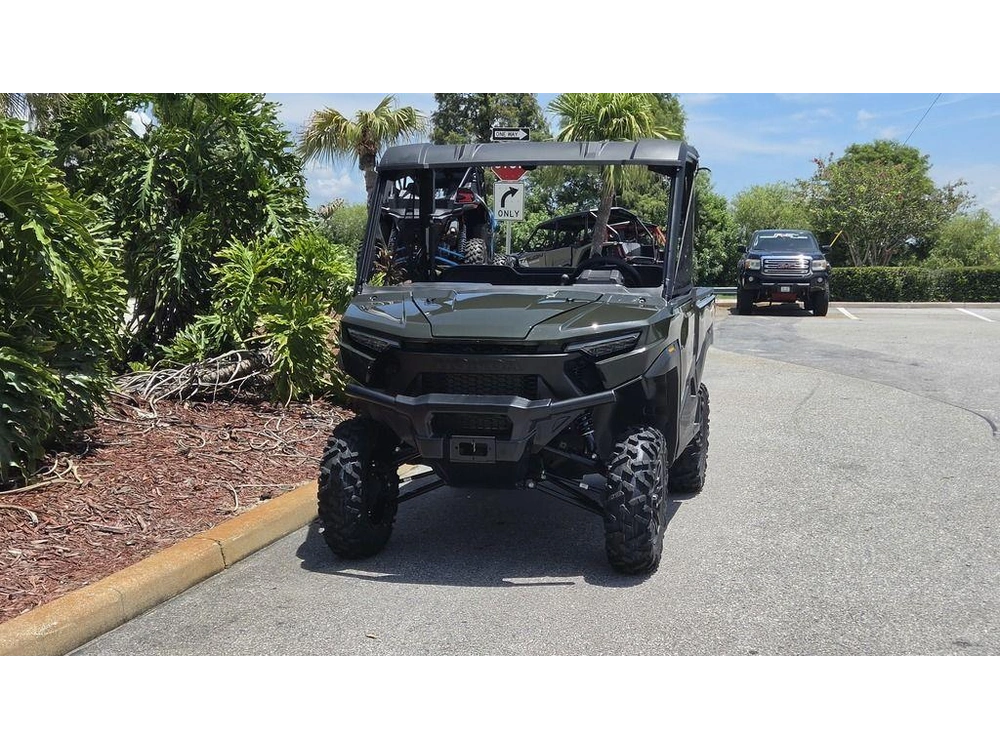 2026 Honda Pioneer 1000 Deluxe