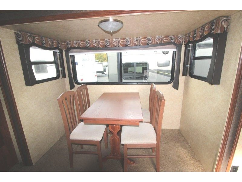 2013 Prime Time Avenger 23fbs