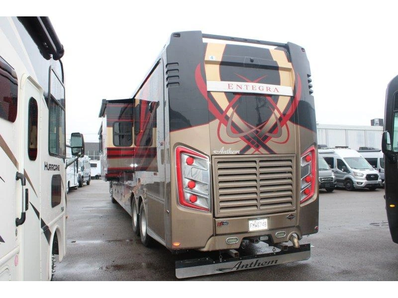 Entegra Coach Anthem 44f 2020 alt