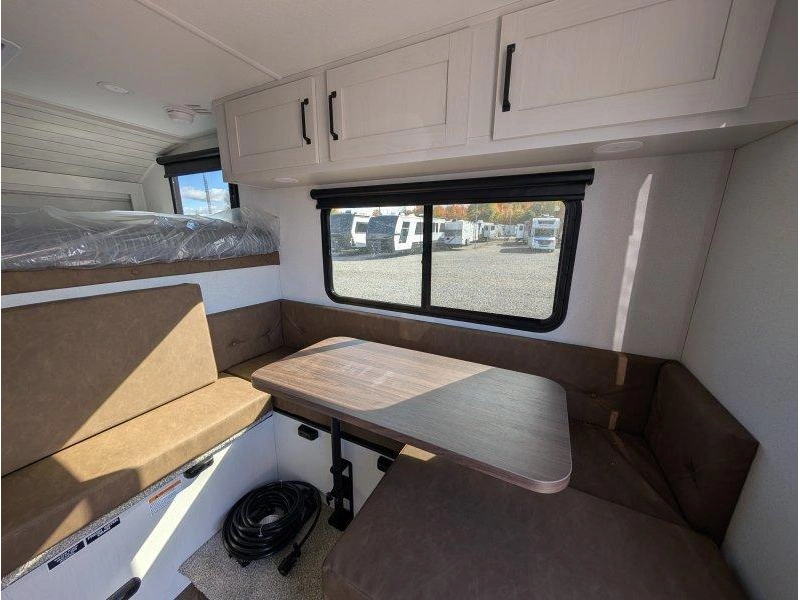Palomino Real Lite 1800 2027