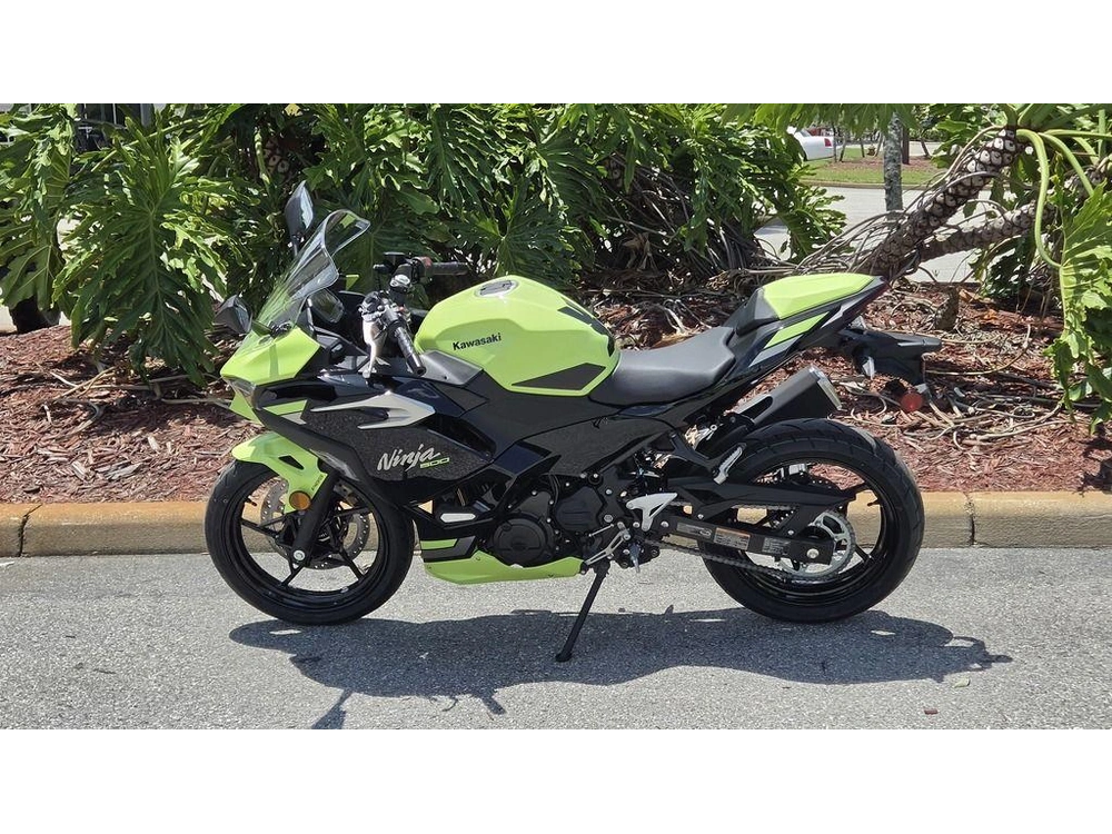 2026 Kawasaki Ninja® 500 Se Abs