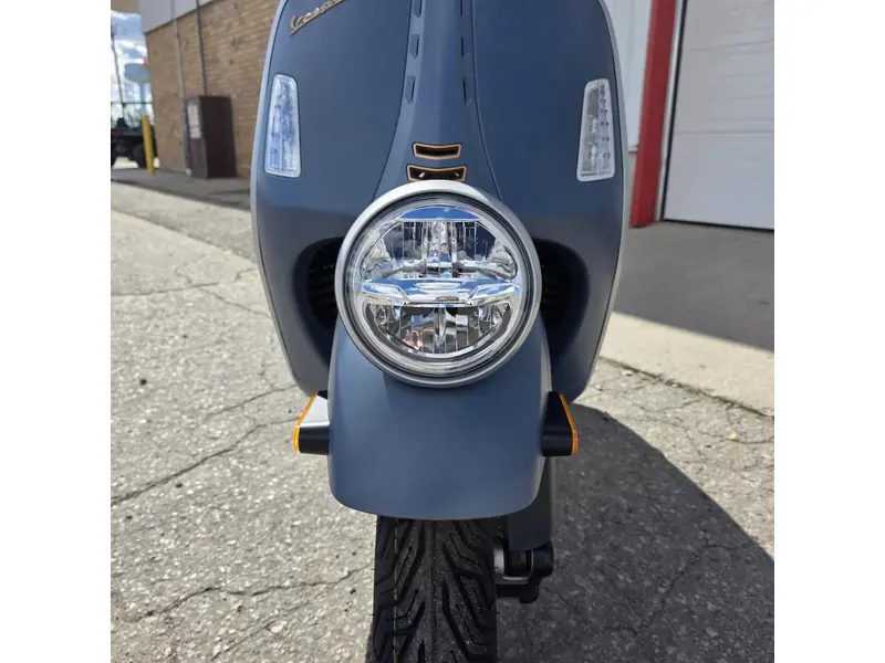 Vespa GTV Officina 8 310 2027
