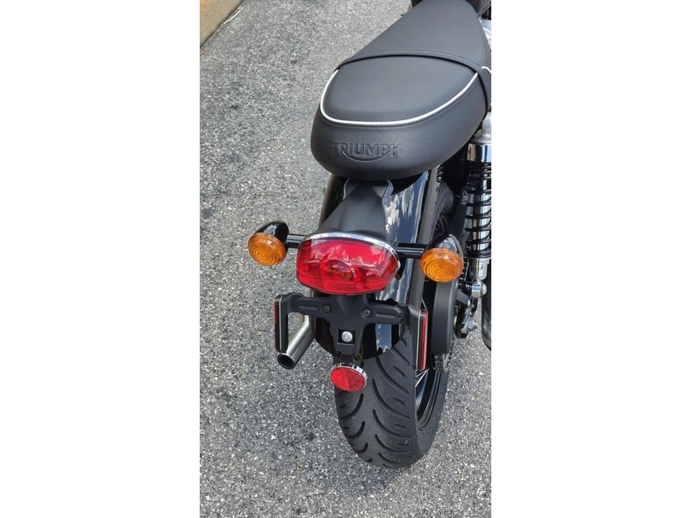 2026 Triumph Bonneville T100 Jet Black