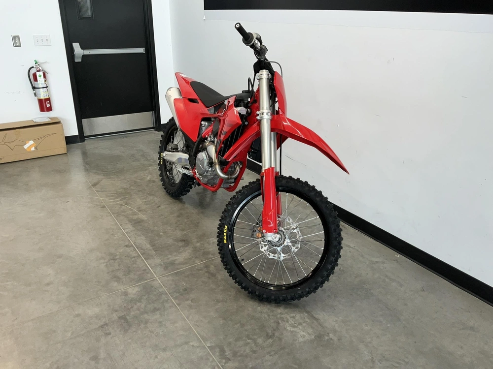 2027 Gas Gas Mc 250f alt