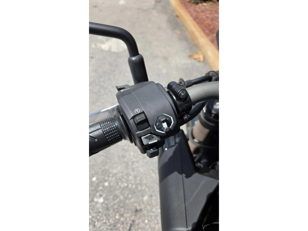 2026 Honda Cb650r E-clutch