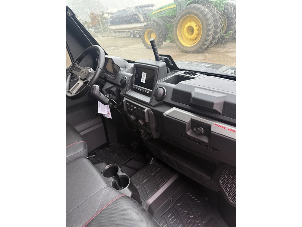 2027 Polaris Ranger Xp 1000 Northstar Trail Boss Edition - Onyx Black R27rrv99al