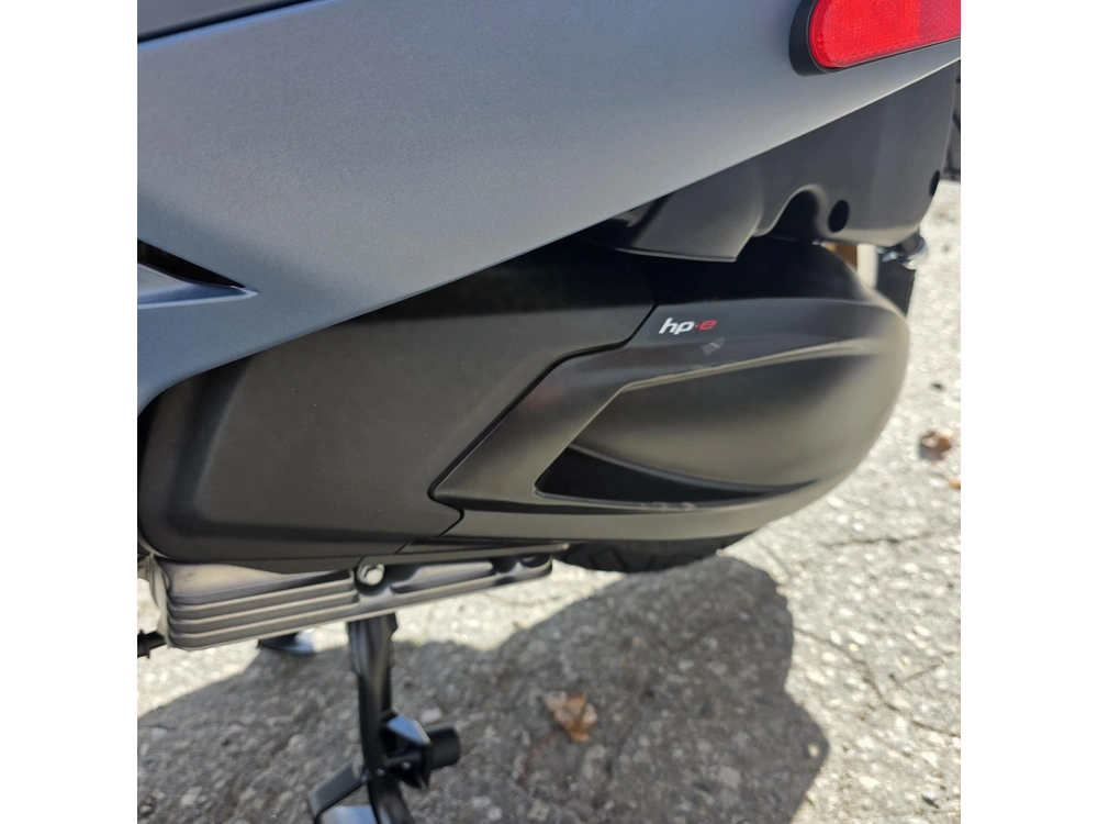 2027 Vespa Gtv Officina 8 310 alt