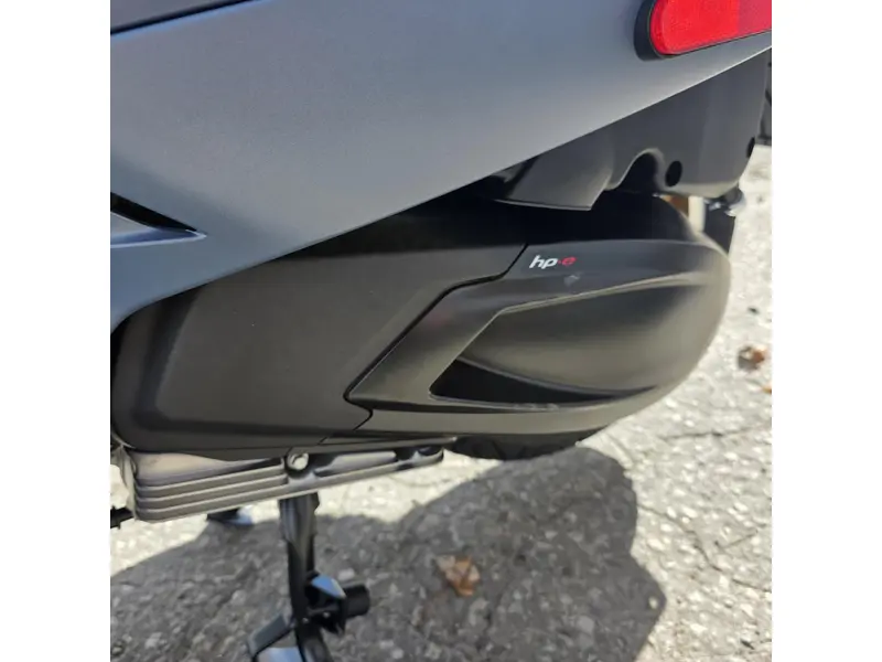 Vespa GTV Officina 8 310 2027