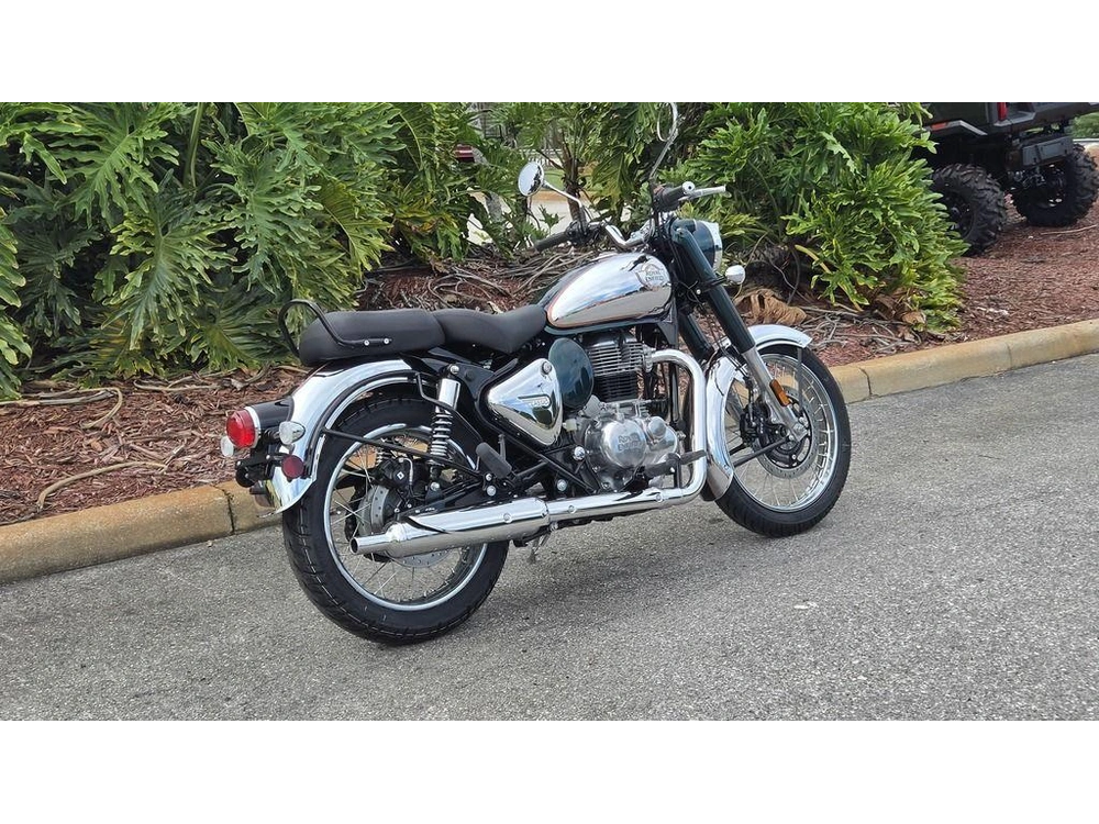 2027 Royal Enfield Classic 350 Emerald Green
