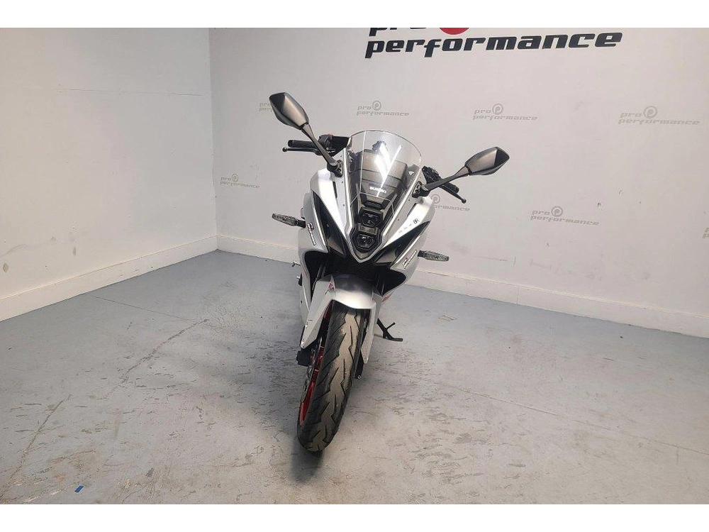 2024 Suzuki Gsx-8r Abs alt
