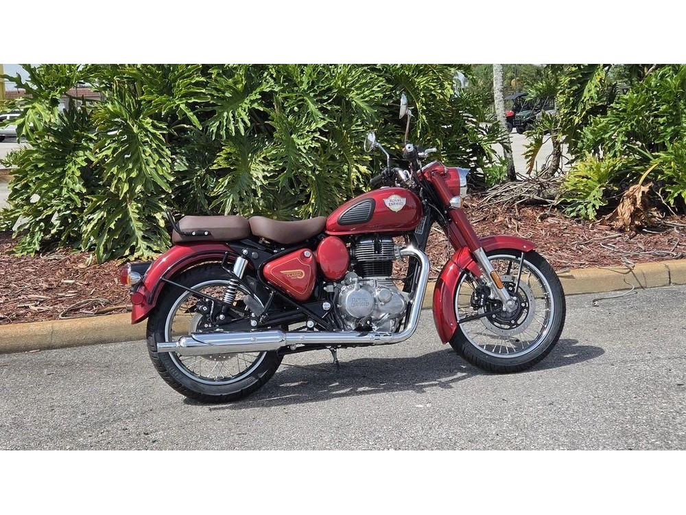 2027 Royal Enfield Classic 350 Madras Red