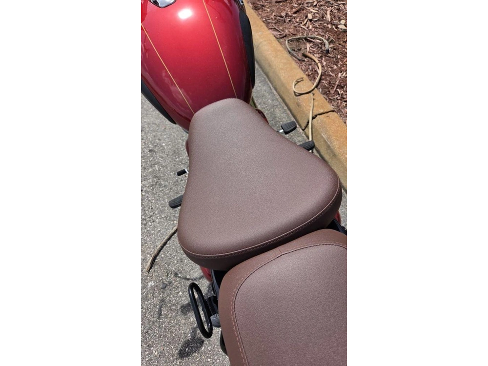 2027 Royal Enfield Classic 350 Madras Red