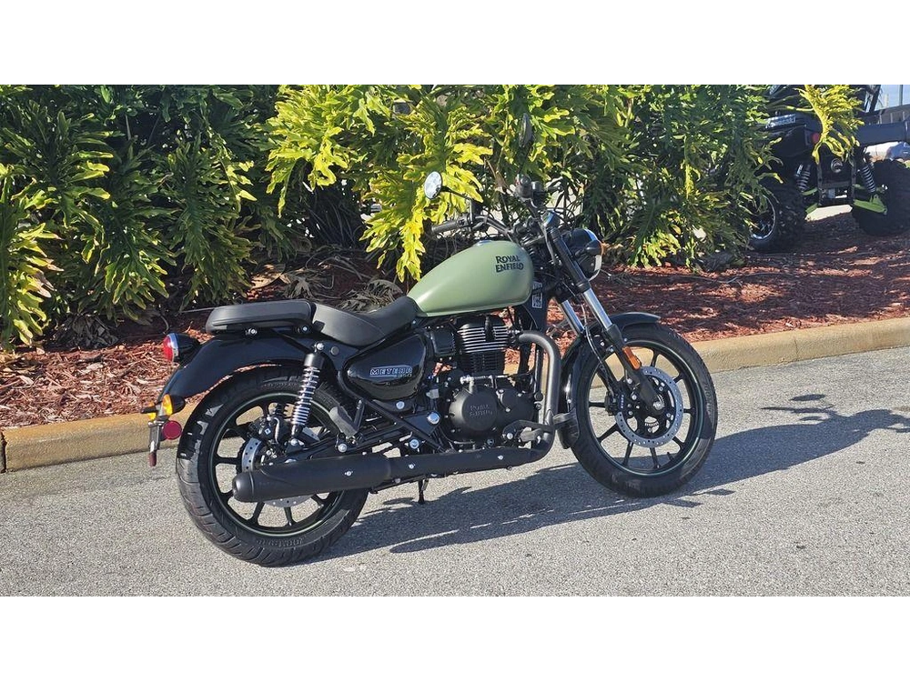 2024 Royal Enfield Meteor 350 Fireball Matte Green