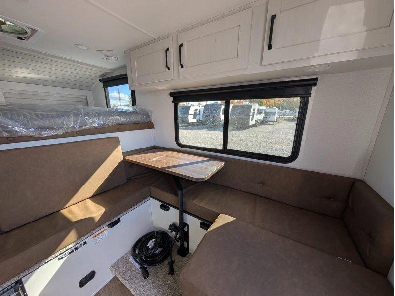 Palomino Real Lite 1800 2027