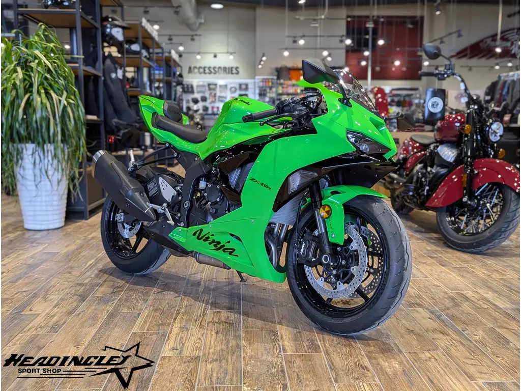 2026 Kawasaki Ninja ZX-6R KRT Edition w/ Solo Cowl Cover