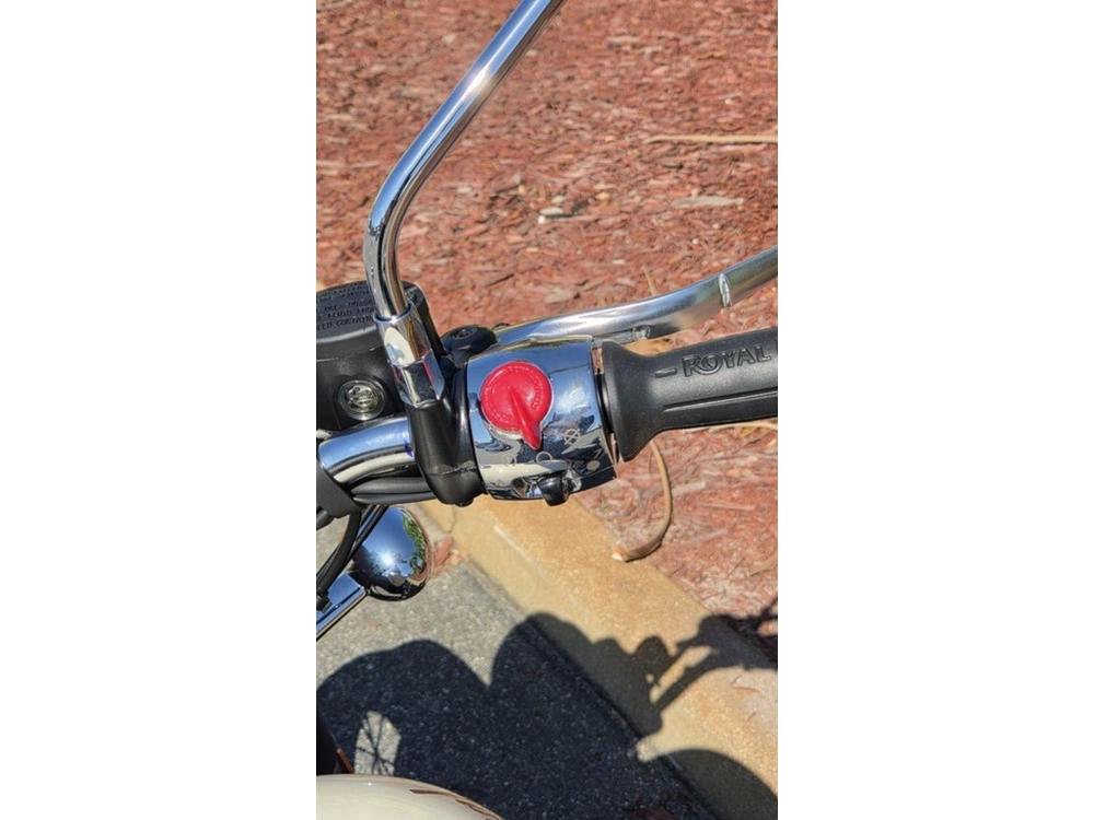 2026 Royal Enfield Classic 650 Vallam Red