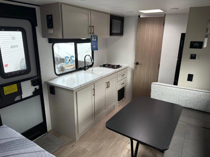 Jayco Jay Feather 17rbsl 2027