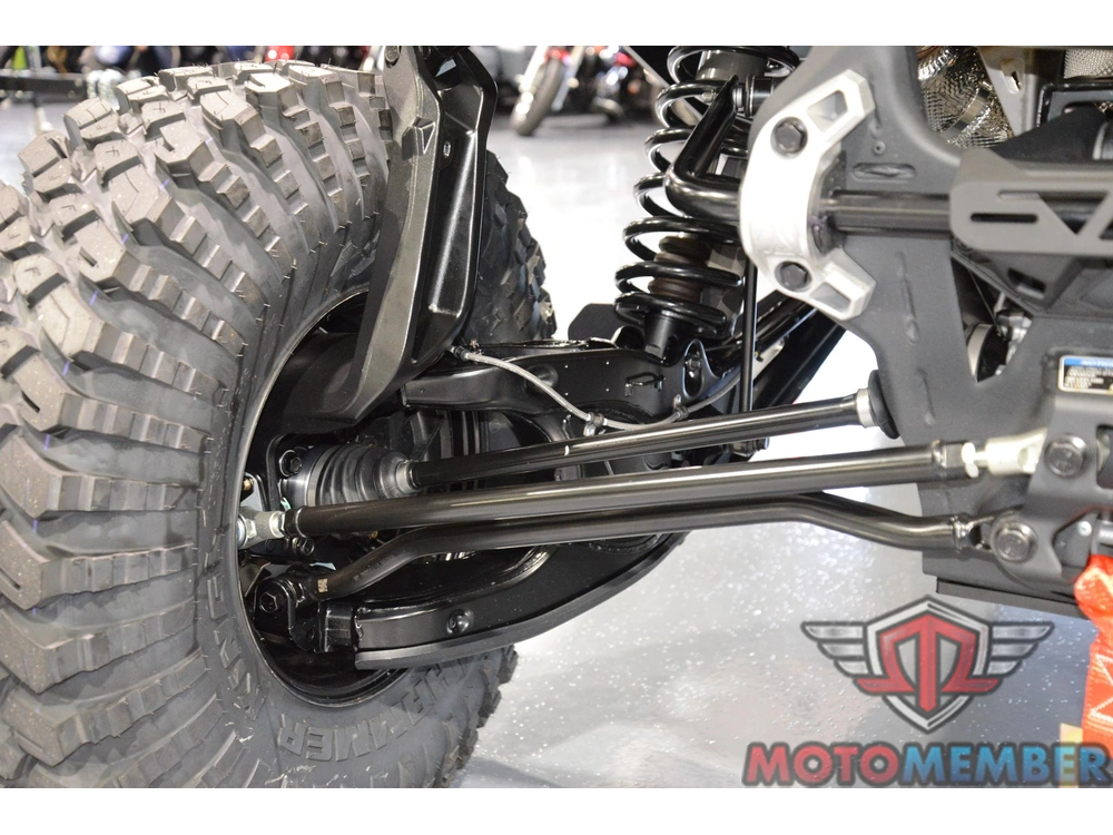 2027 Can-am Maverick R X Rc With Smart-shox 999t Dct
