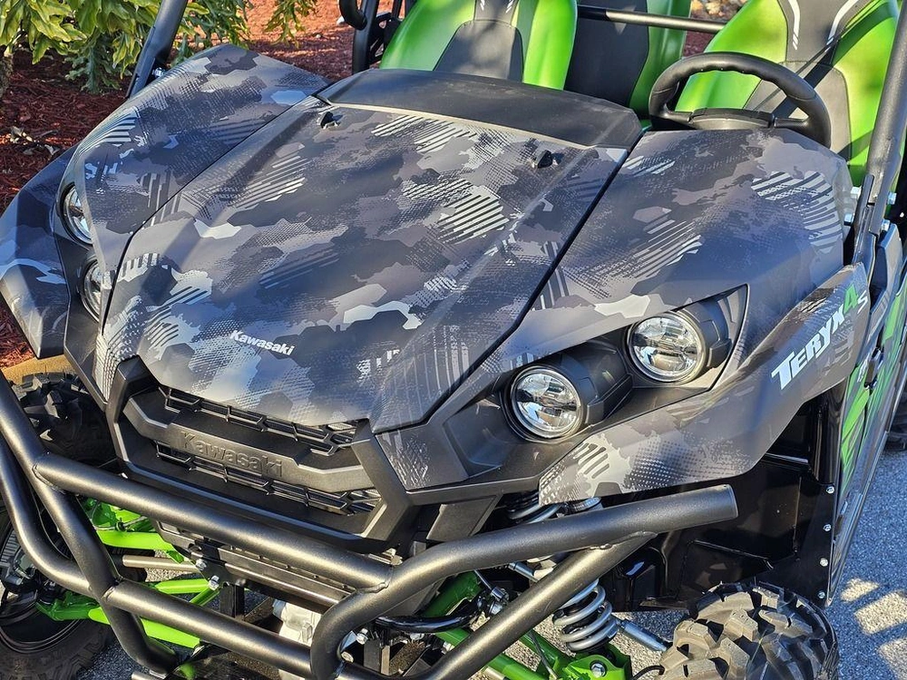 2025 Kawasaki Teryx4™ S Le Cypher Camo Gray