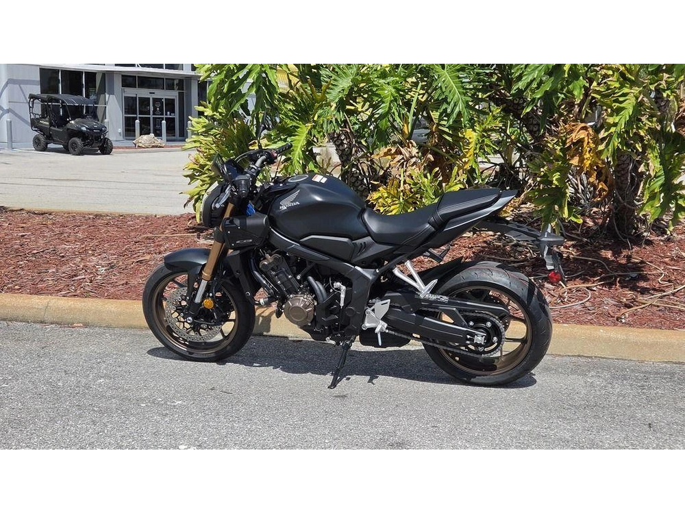 2026 Honda Cb650r E-clutch