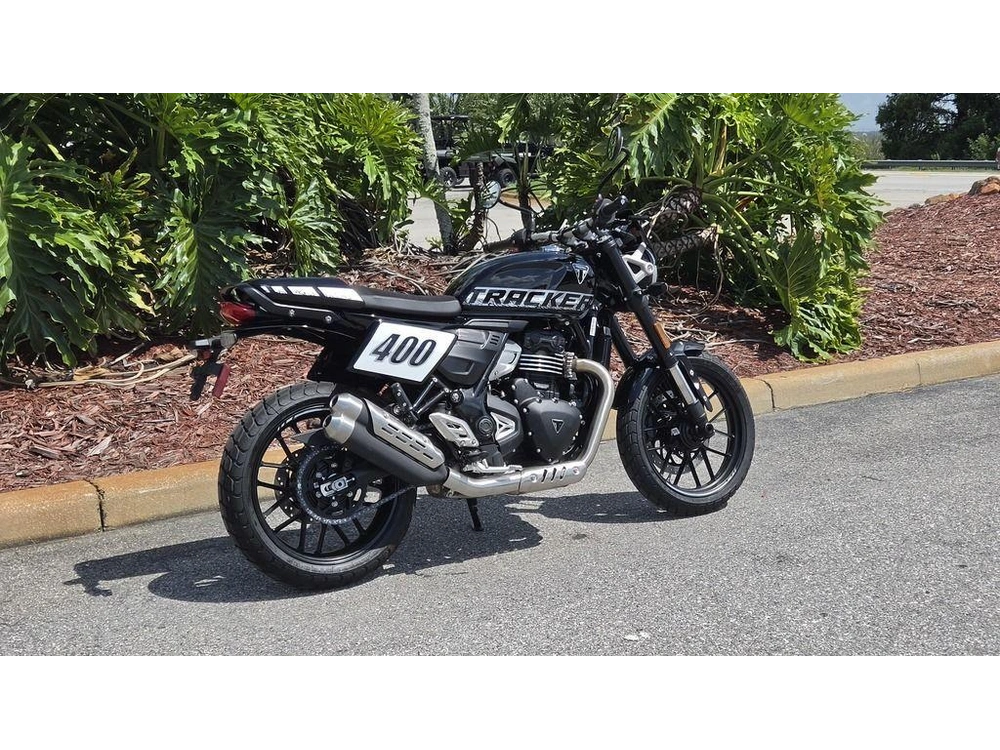 2026 Triumph Tracker 400 Phantom Black