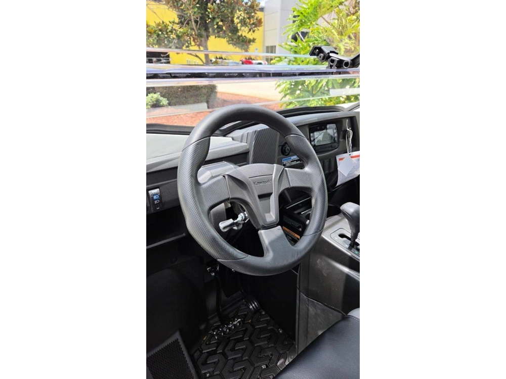 2025 Kawasaki Teryx4™ S Le